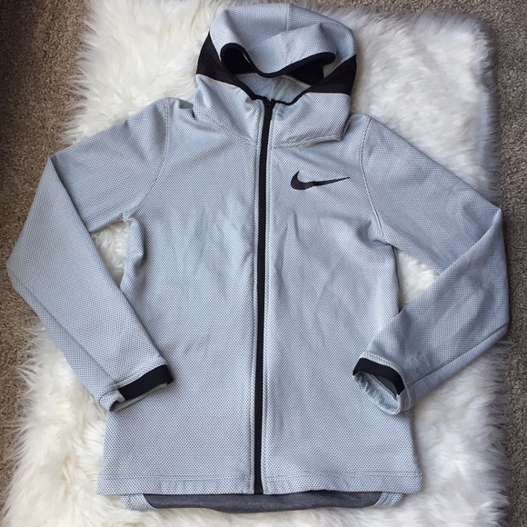 Nike Tops - Nike Hoodie